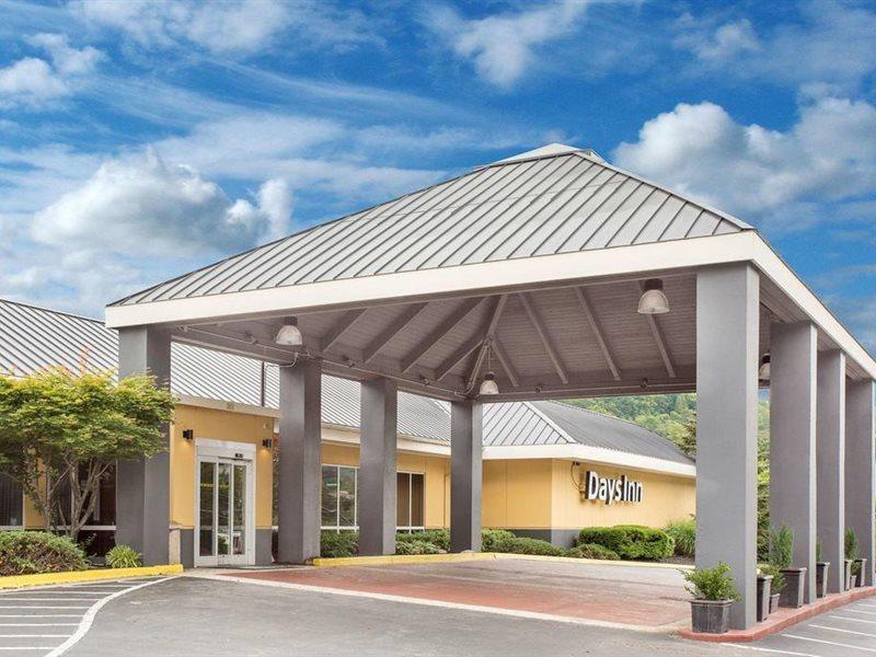 Days Inn By Wyndham Asheville/Mall Exteriör bild